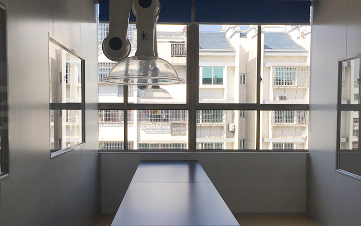 1574326728205003.jpg 液相色譜室.jpg